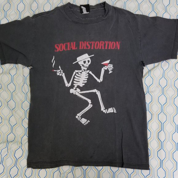 Vintage 90s Giant Social Distortion Band T Shirt